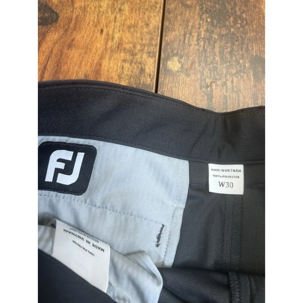 FootJoy FJ Men's Golf Shorts Black Size 30 Performance Flat Front 9